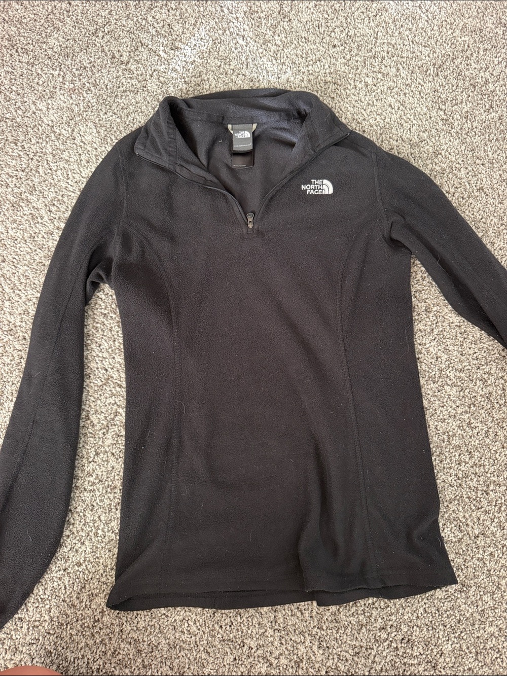 The North Face Women's Black Quarter-Zip Fleece Pullover